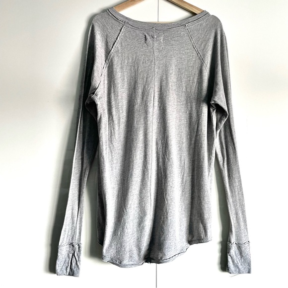 Free People We The Free The Arden Tee in Heather Gray Size S EUC - Picture 6 of 16